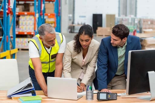 Lean worden gebruikt om bedrijfsprocessen te versnellen? Leer meer over de lean management methodes die de KUK Groep, als vooraanstaand producent van spoelen en elektronica, zelf toepast.