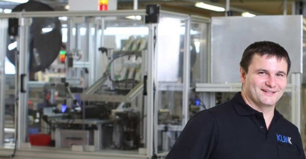 Een topproducent al in de ontwikkelingsfase belangrijke informatie kan verstrekken, die later bij de serieproductie een groot voordeel kan blijken te zijn.