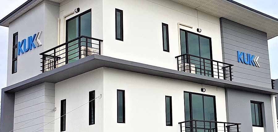 KUK Thailand.  Wereldwijde productievestigingen en een gevestigd netwerk van leveranciers garanderen de nabijheid van de klant, korte transportroutes en optimale omstandigheden voor uw spoelen, transformatoren, assemblages en elektronica op maat.